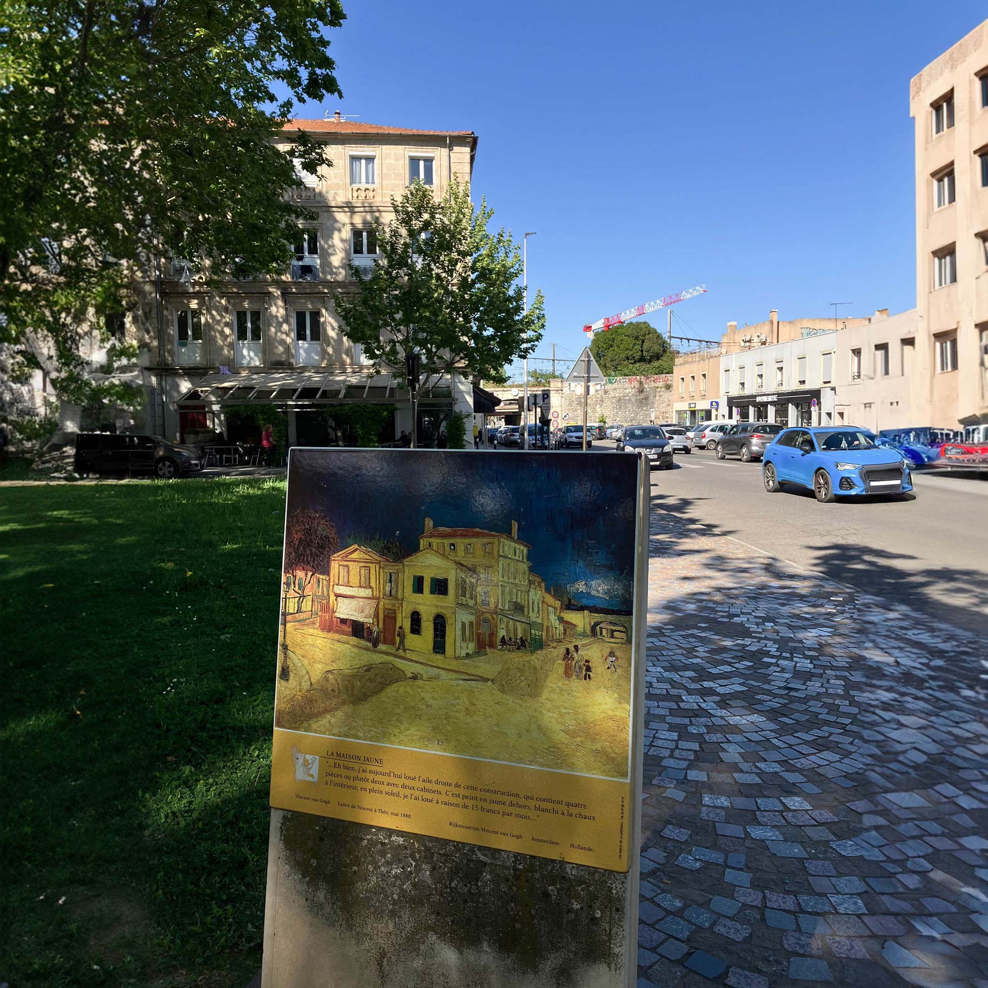 art street Arles 2024